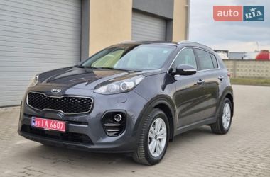 Внедорожник / Кроссовер Kia Sportage 2016 в Радехове