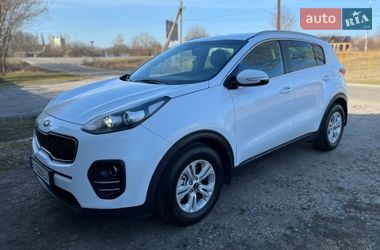 Внедорожник / Кроссовер Kia Sportage 2016 в Кобеляках