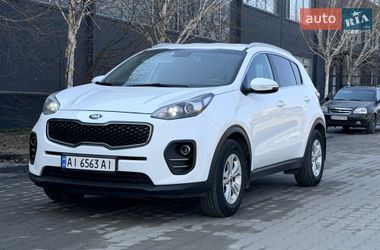 Внедорожник / Кроссовер Kia Sportage 2016 в Белой Церкви