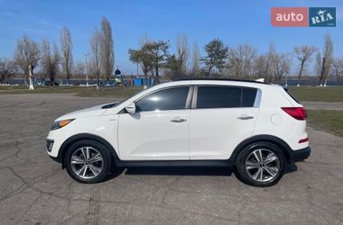 Внедорожник / Кроссовер Kia Sportage 2014 в Каменском