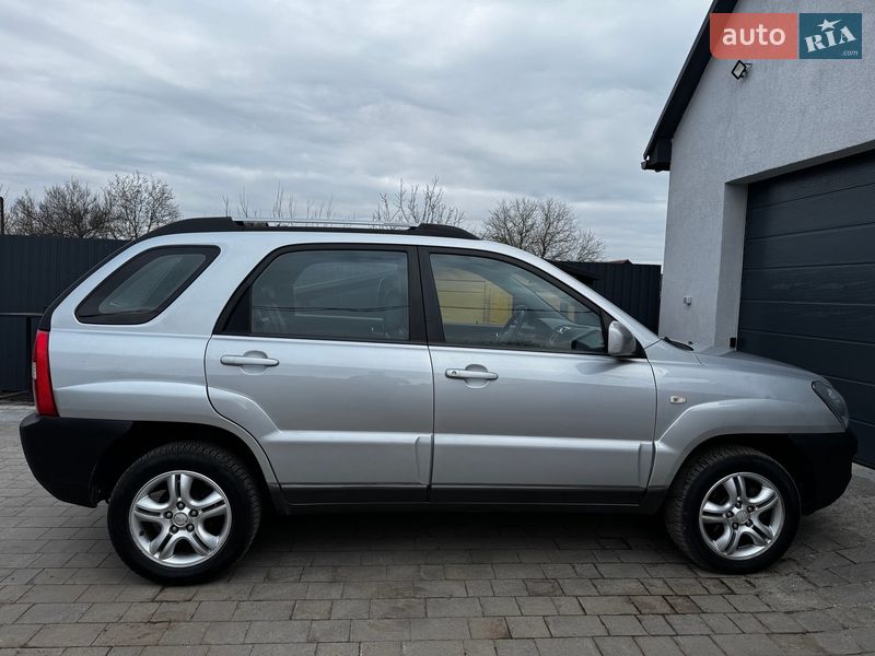 Позашляховик / Кросовер Kia Sportage 2006 в Полтаві