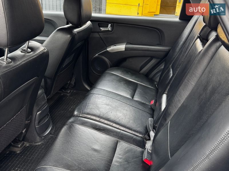 Позашляховик / Кросовер Kia Sportage 2006 в Полтаві