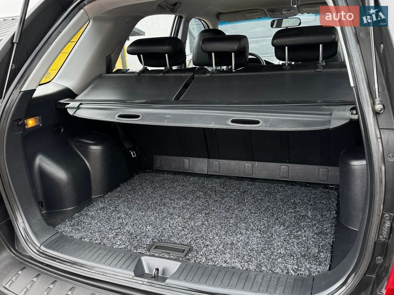 Позашляховик / Кросовер Kia Sportage 2006 в Полтаві