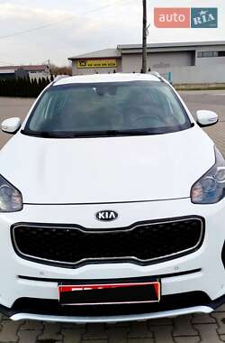 Позашляховик / Кросовер Kia Sportage 2016 в Чернівцях