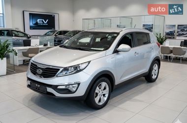 Внедорожник / Кроссовер Kia Sportage 2012 в Луцке