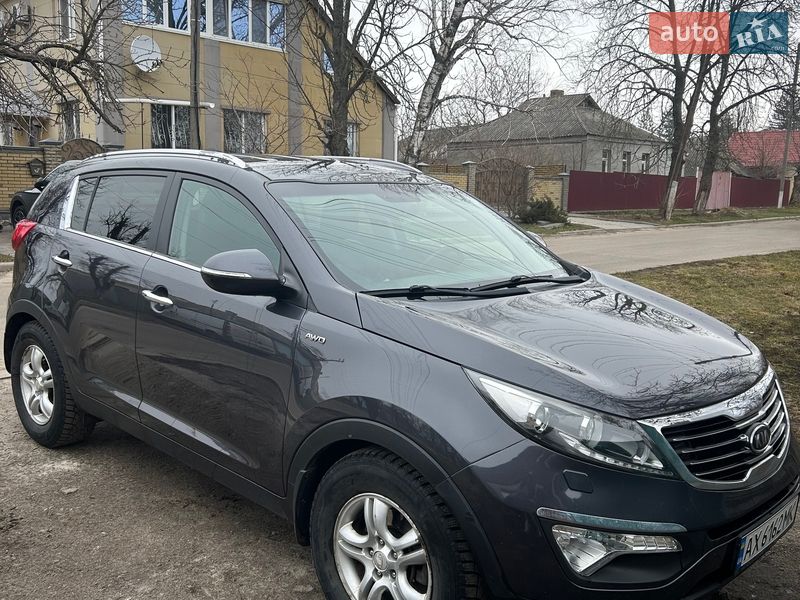 Внедорожник / Кроссовер Kia Sportage 2012 в Валках