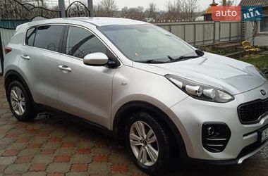 Позашляховик / Кросовер Kia Sportage 2016 в Чернівцях