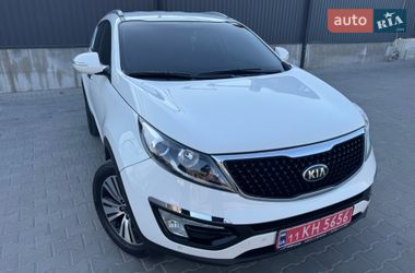 Внедорожник / Кроссовер Kia Sportage 2015 в Вознесенске