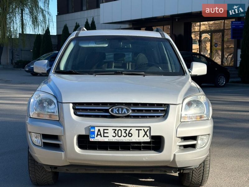 Внедорожник / Кроссовер Kia Sportage 2006 в Днепре