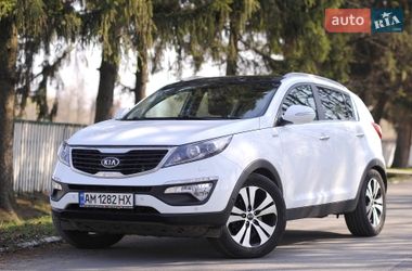 Позашляховик / Кросовер Kia Sportage 2012 в Житомирі