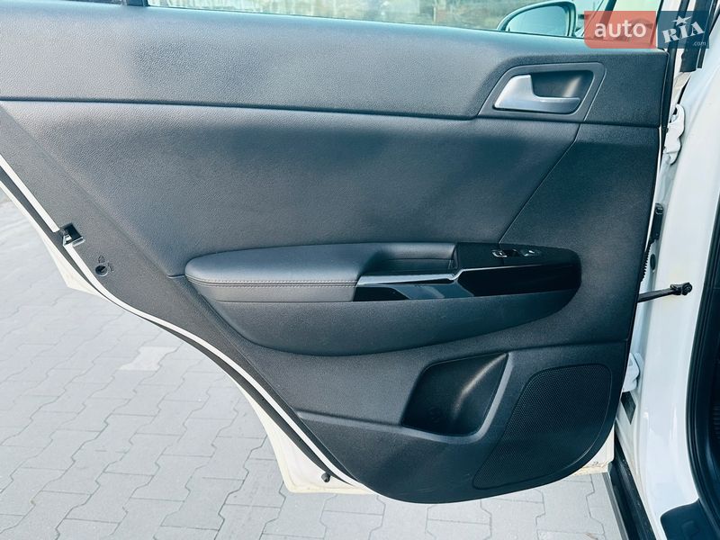 Внедорожник / Кроссовер Kia Sportage 2021 в Белой Церкви