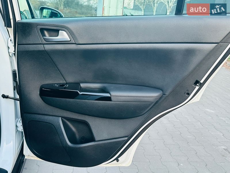 Внедорожник / Кроссовер Kia Sportage 2021 в Белой Церкви