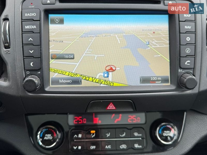 Внедорожник / Кроссовер Kia Sportage 2012 в Житомире