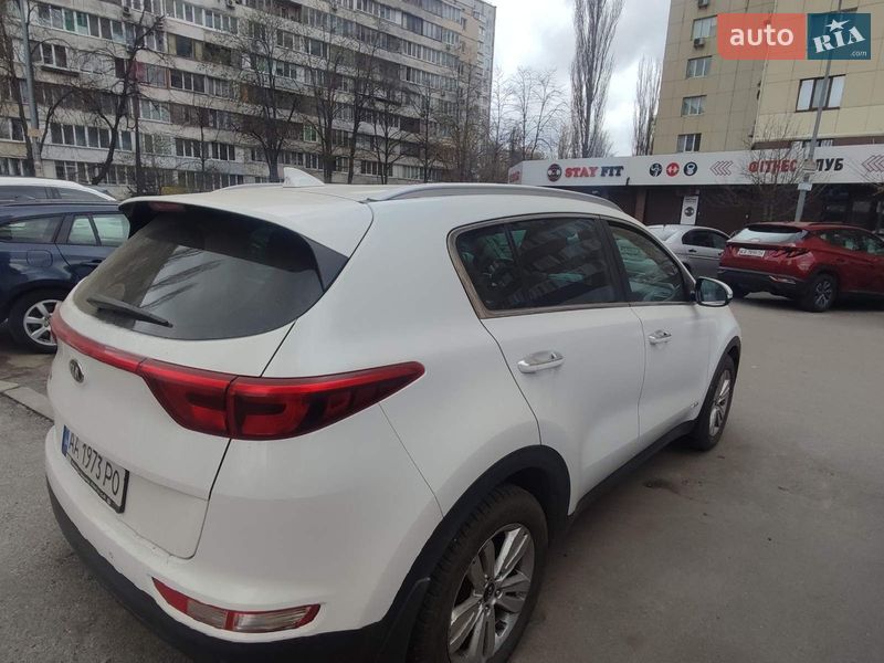 Внедорожник / Кроссовер Kia Sportage 2017 в Киеве