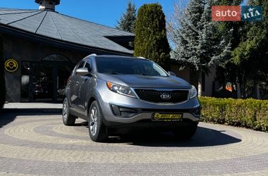 Позашляховик / Кросовер Kia Sportage 2015 в Львові