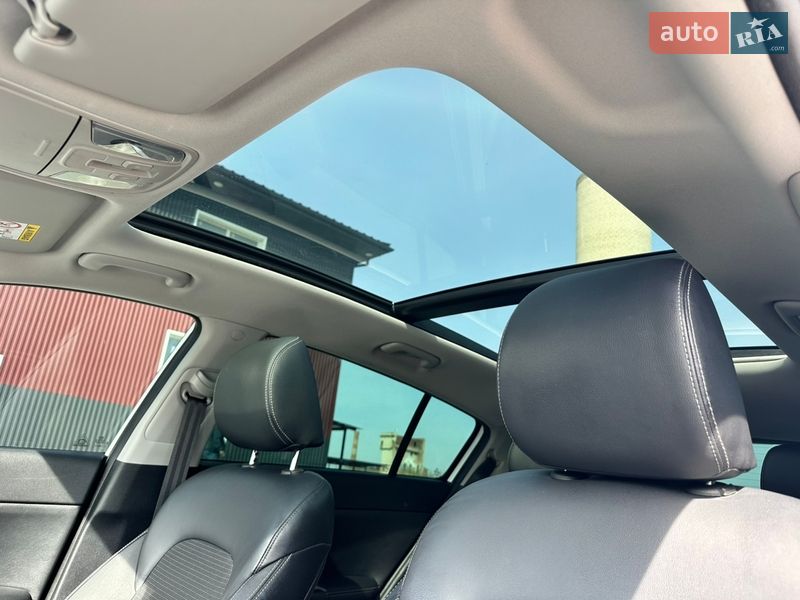 Внедорожник / Кроссовер Kia Sportage 2016 в Дубно