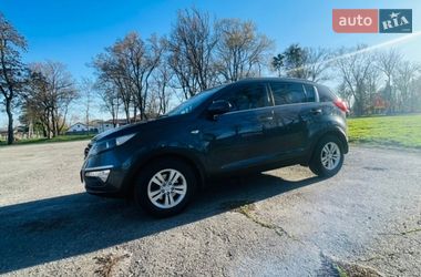 Внедорожник / Кроссовер Kia Sportage 2013 в Липовой Долине
