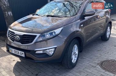 Позашляховик / Кросовер Kia Sportage 2012 в Миргороді