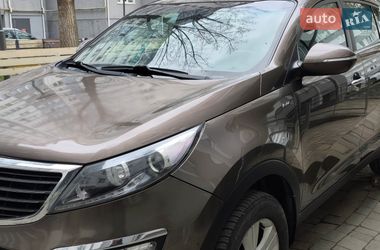 Позашляховик / Кросовер Kia Sportage 2011 в Івано-Франківську