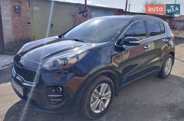 Внедорожник / Кроссовер Kia Sportage 2016 в Прилуках