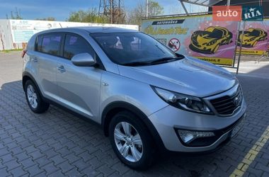 Внедорожник / Кроссовер Kia Sportage 2013 в Черновцах