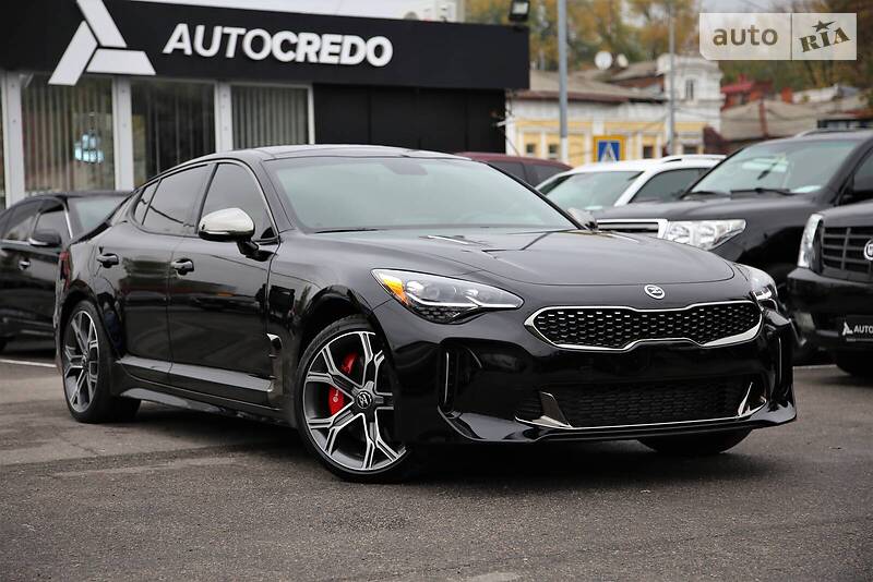 Kia Stinger (Киа Стингер)