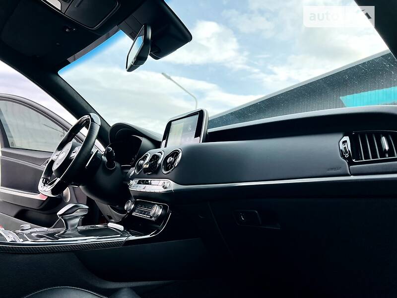 Лифтбек Kia Stinger 2018 в Мукачево
