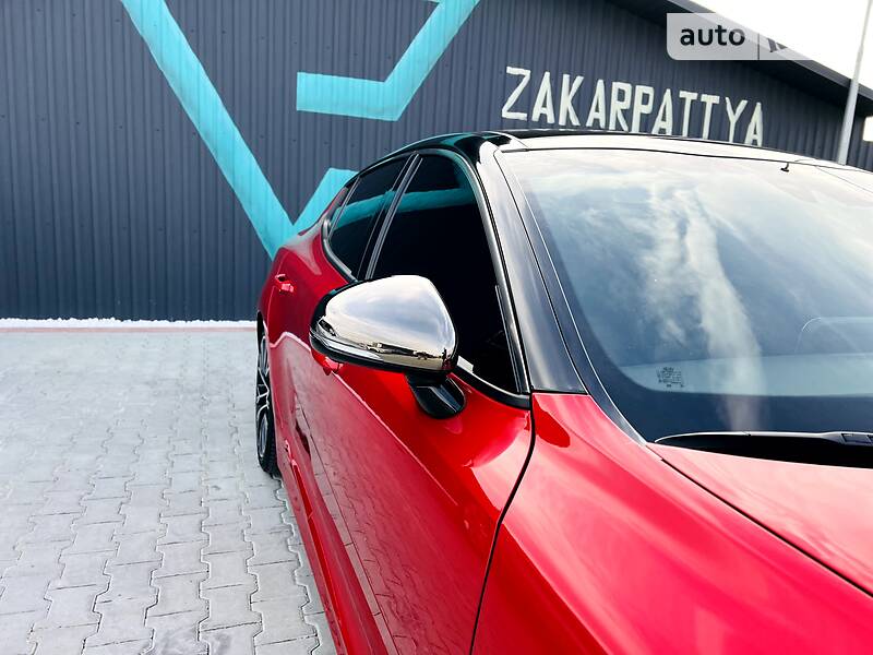 Лифтбек Kia Stinger 2018 в Мукачево