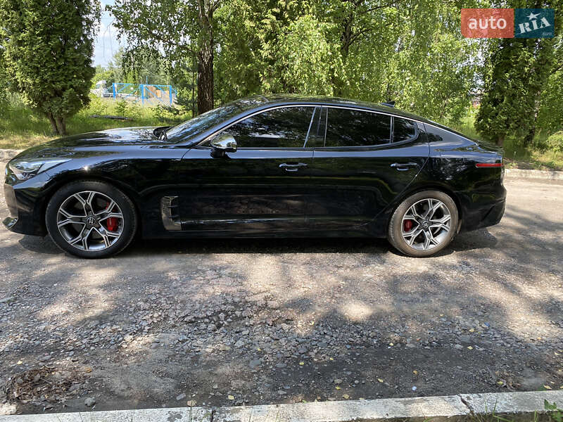 Фастбэк Kia Stinger 2018 в Луцке фото 4 Фастбэк Kia Stinger 2018 в Луцке