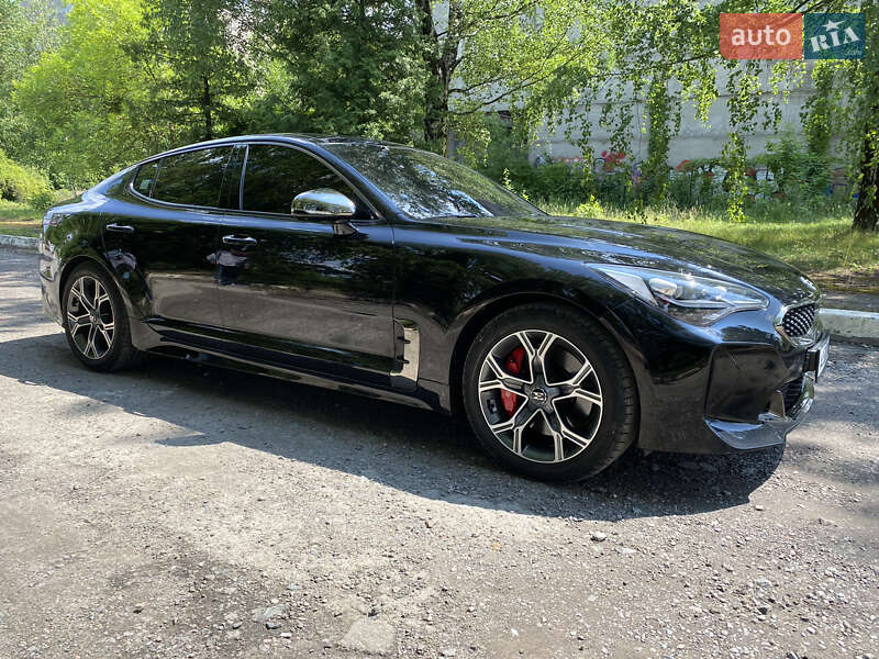 Фастбэк Kia Stinger 2018 в Луцке фото 11 Фастбэк Kia Stinger 2018 в Луцке
