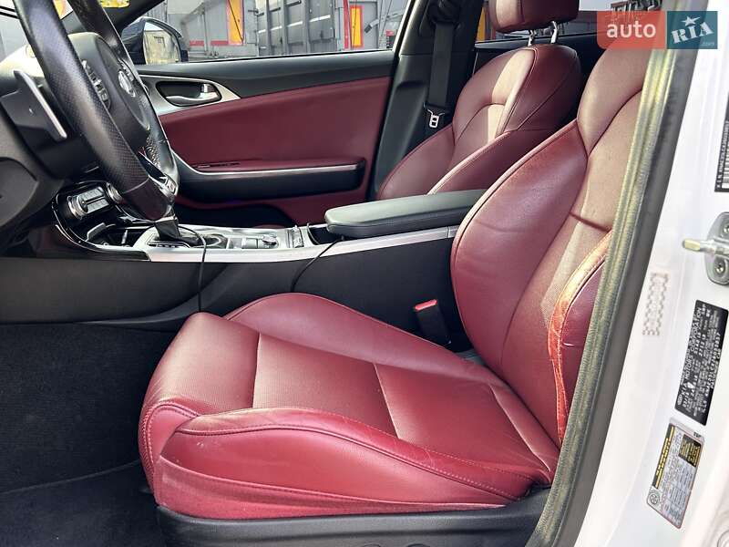 Фастбэк Kia Stinger 2018 в Одессе фото 14 Фастбэк Kia Stinger 2018 в Одессе