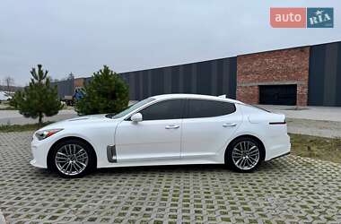 Фастбэк Kia Stinger 2018 в Хмельницком