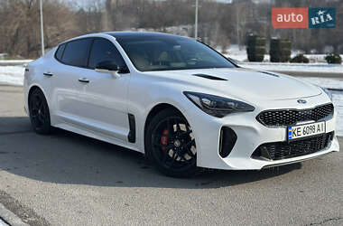 Фастбек Kia Stinger 2018 в Дніпрі