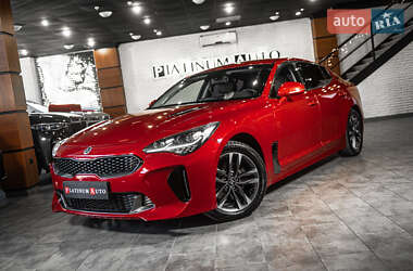 Фастбек Kia Stinger 2018 в Ужгороді