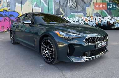 Лифтбек Kia Stinger 2021 в Киеве