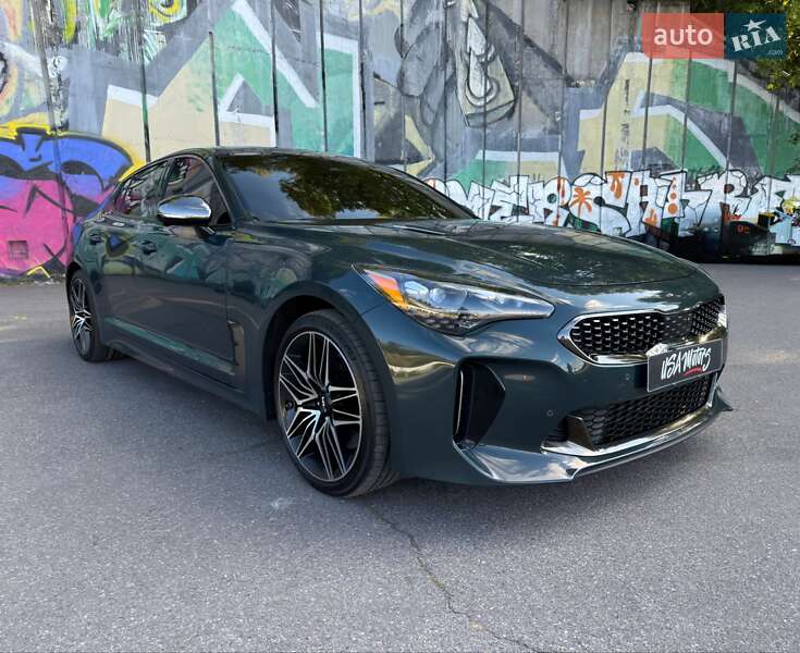 Лифтбек Kia Stinger 2021 в 