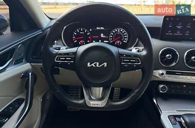 Лифтбек Kia Stinger 2021 в 