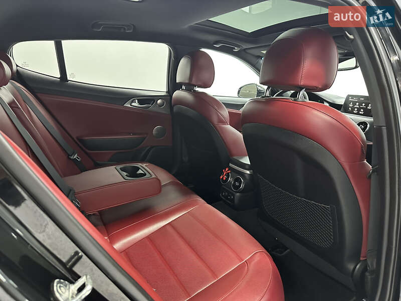 Фастбэк Kia Stinger 2018 в Одессе