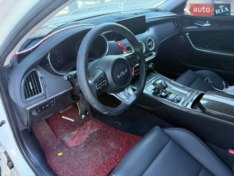 Лифтбек Kia Stinger 2021 в Львове