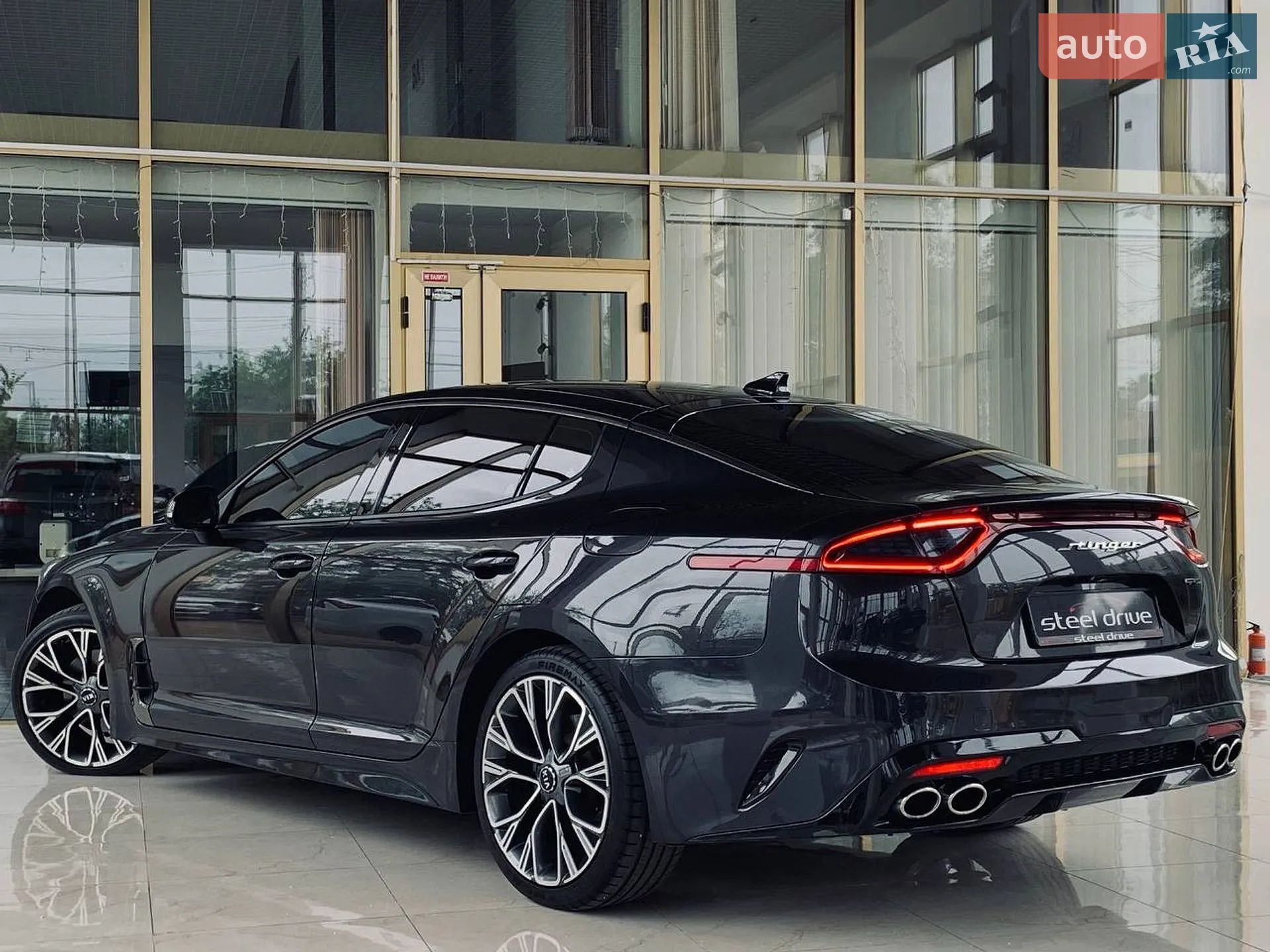 2018 Kia Stinger - мініатюра 12