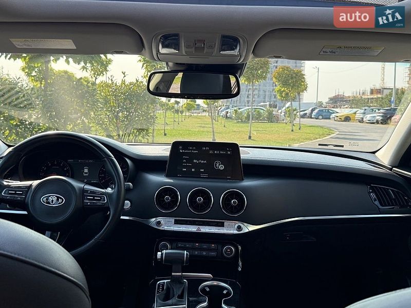 Фастбэк Kia Stinger 2019 в Черноморске
