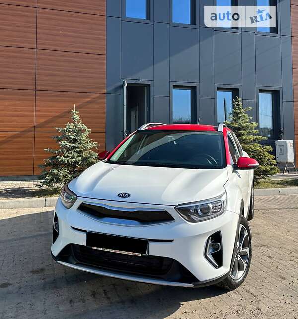 Внедорожник / Кроссовер Kia Stonic 2021 в Борисполе