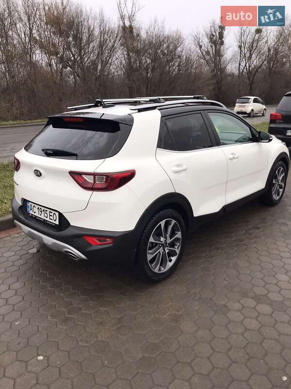Позашляховик / Кросовер Kia Stonic 2020 в Луцьку фото 4 Позашляховик / Кросовер Kia Stonic 2020 в Луцьку