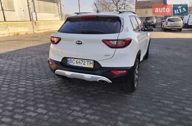 Позашляховик / Кросовер Kia Stonic 2017 в Львові