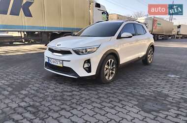 Позашляховик / Кросовер Kia Stonic 2017 в Львові