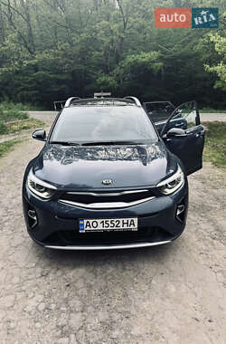 Внедорожник / Кроссовер Kia Stonic 2020 в Виноградове