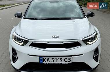 Внедорожник / Кроссовер Kia Stonic 2020 в 