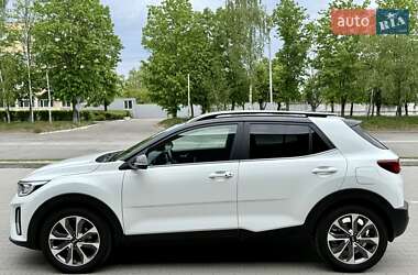 Внедорожник / Кроссовер Kia Stonic 2020 в 