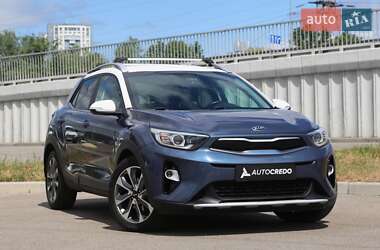 Внедорожник / Кроссовер Kia Stonic 2020 в Киеве
