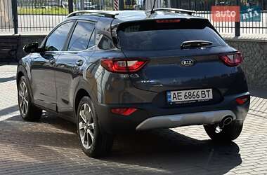 Внедорожник / Кроссовер Kia Stonic 2020 в 